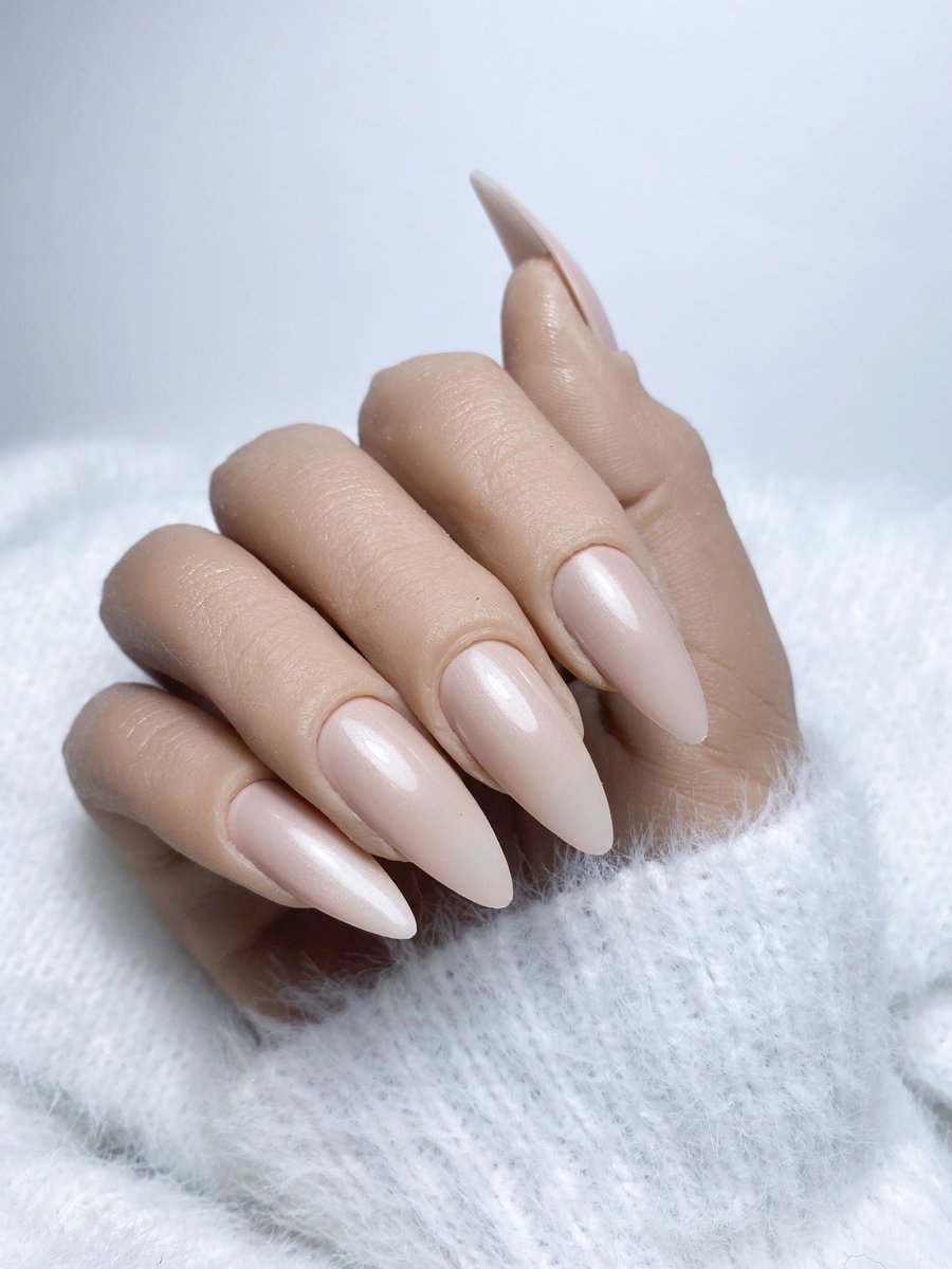 002 Pointe Shoes Koko Claire Gel Polish