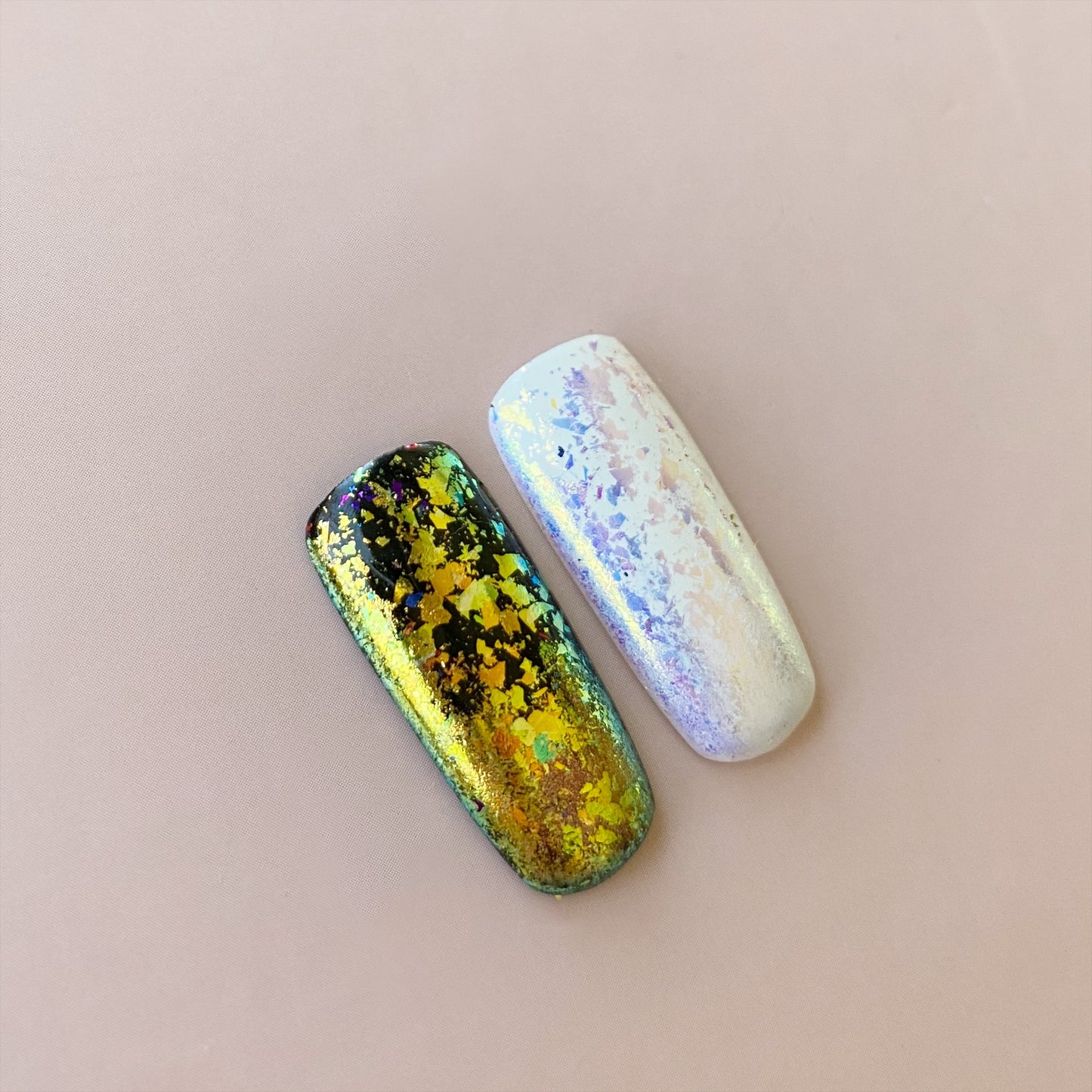 
                  
                    Golden - Chameleon Flakes - Chrome Pigment | Koko & Claire
                  
                
