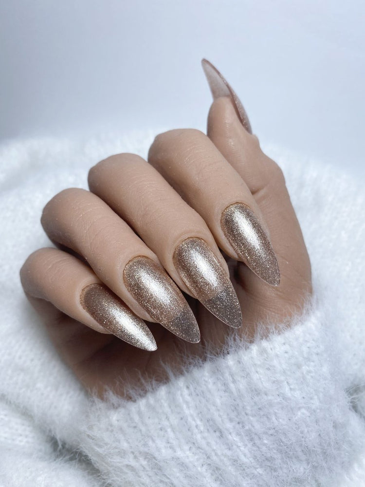 
                  
                    033 - Champagne Kisses | Koko & Claire Gel Polish
                  
                