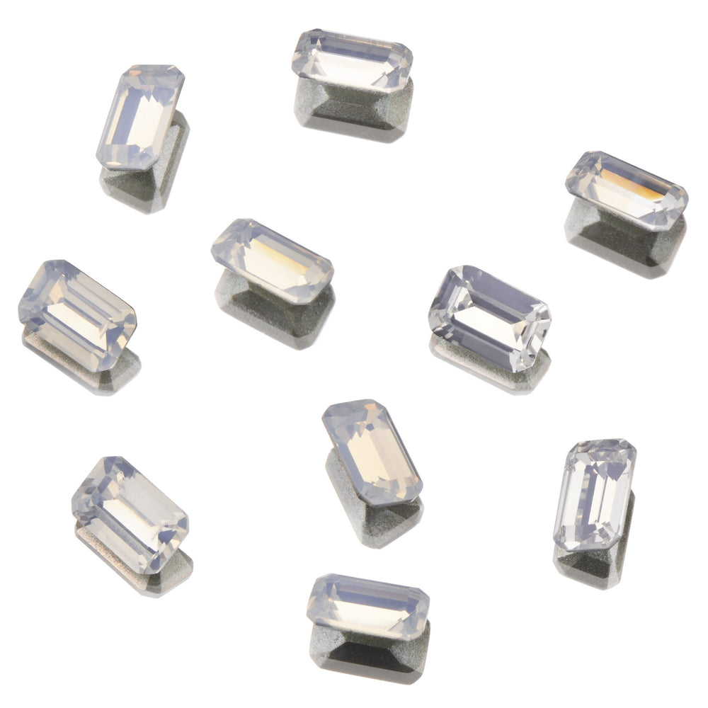 
                  
                    Clear as Mud Crystal Rhinestones ~ Rectangle Assorted Colours & Sizes10pk | Ugly Duckling
                  
                
